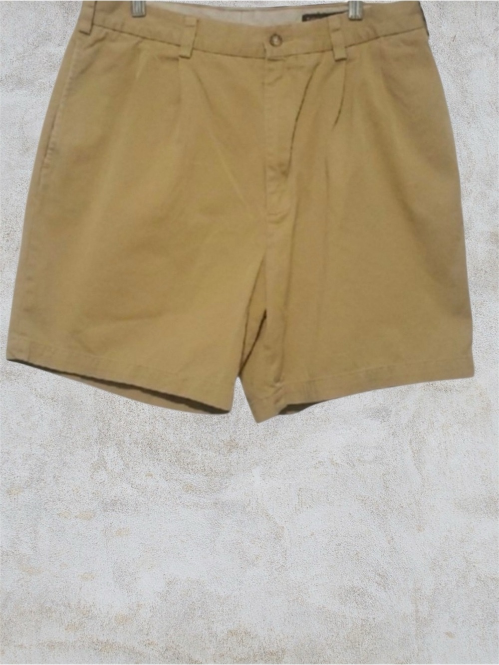 Daniel Cremieux Shorts men's 34 Tan Pleated Shorts Neutral Summer Backyard Bbq